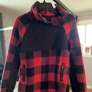 Abercrombie plaid side snap fleece